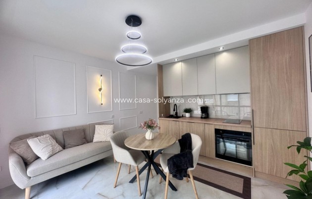 Wiederverkauf - Wohnung - Torrevieja - Torrevieja Centro