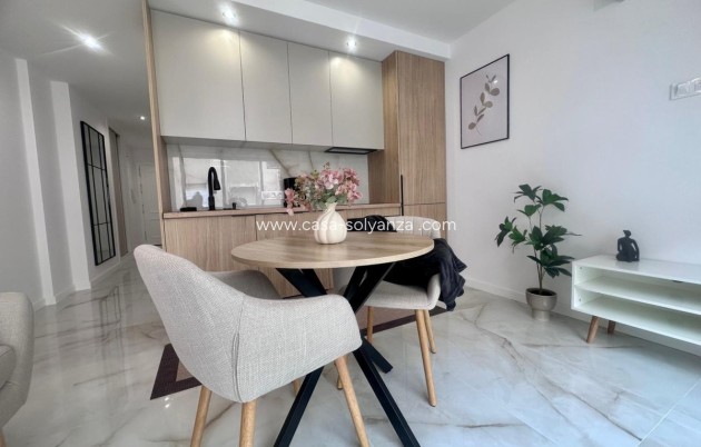 Wiederverkauf - Wohnung - Torrevieja - Torrevieja Centro