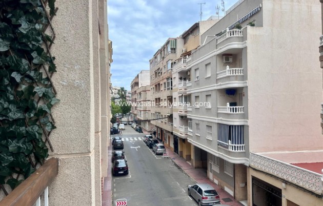 Wiederverkauf - Wohnung - Torrevieja - Torrevieja Centro