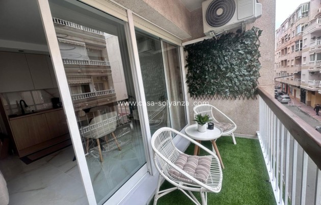 Wiederverkauf - Wohnung - Torrevieja - Torrevieja Centro