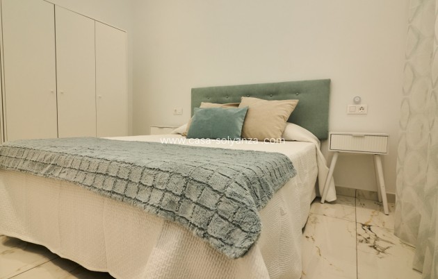 Herverkoop - Appartement / flat - Torrevieja - Torrevieja Centro