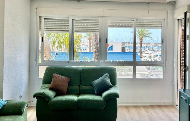 Resale - Apartment / flat - Torrevieja - Torrevieja Centro