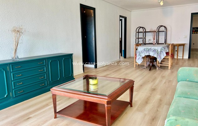 Resale - Apartment / flat - Torrevieja - Torrevieja Centro