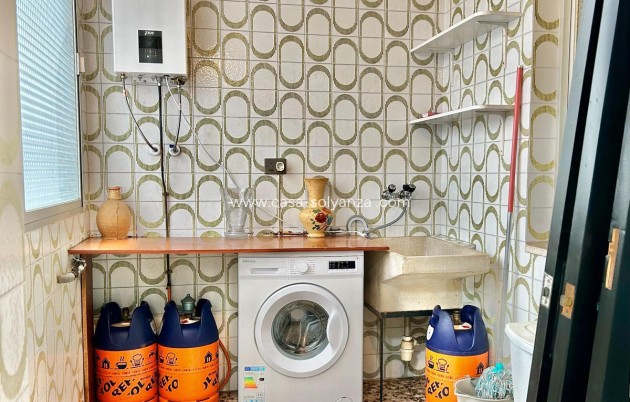 Resale - Apartment / flat - Torrevieja - Torrevieja Centro