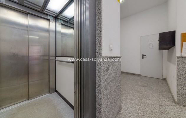 Revente - Appartement - Torrevieja - Torrevieja Centro