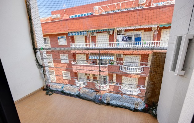 Revente - Appartement - Torrevieja - Torrevieja Centro