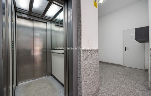 Revente - Appartement - Torrevieja - Torrevieja Centro