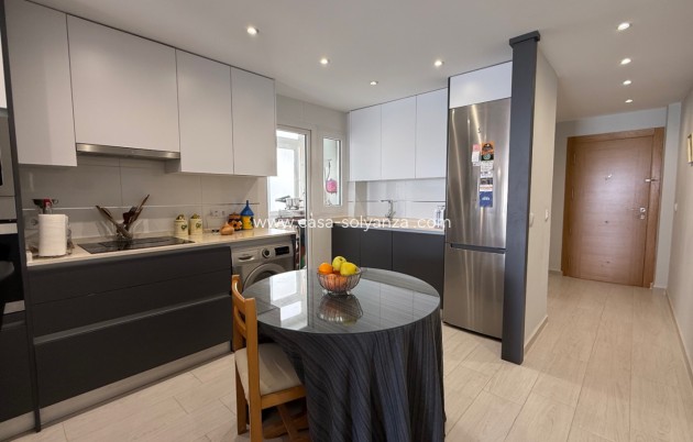 Resale - Apartment / flat - Torrevieja - Costa Blanca