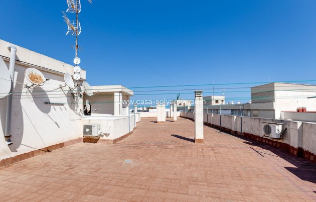Resale - Apartment / flat - Torrevieja - Torrevieja Centro