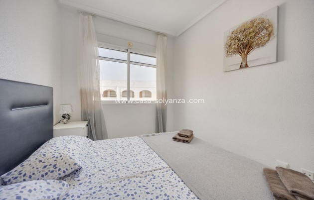 Resale - Apartment / flat - Torrevieja - Torrevieja Centro