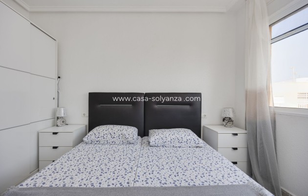 Resale - Apartment / flat - Torrevieja - Torrevieja Centro