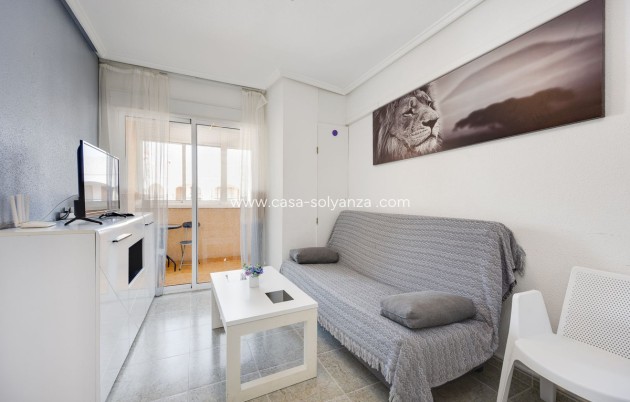 Resale - Apartment / flat - Torrevieja - Torrevieja Centro