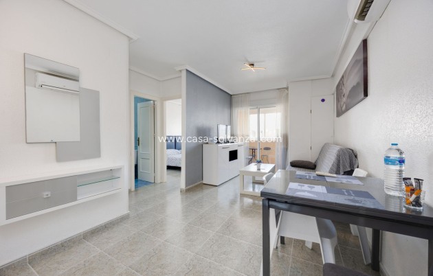 Resale - Apartment / flat - Torrevieja - Torrevieja Centro
