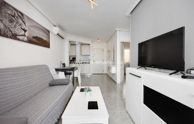 Resale - Apartment / flat - Torrevieja - Torrevieja Centro