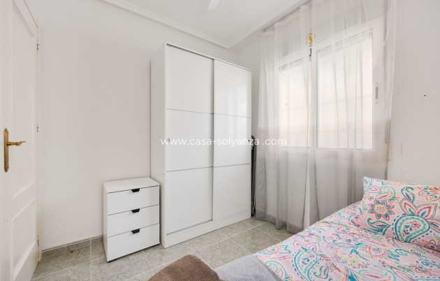 Resale - Apartment / flat - Torrevieja - Torrevieja Centro