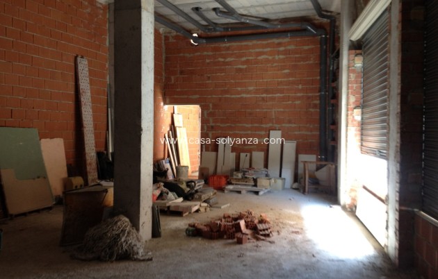 Herverkoop - Commercial Property - Los Montesinos - Los Montesinos Centro