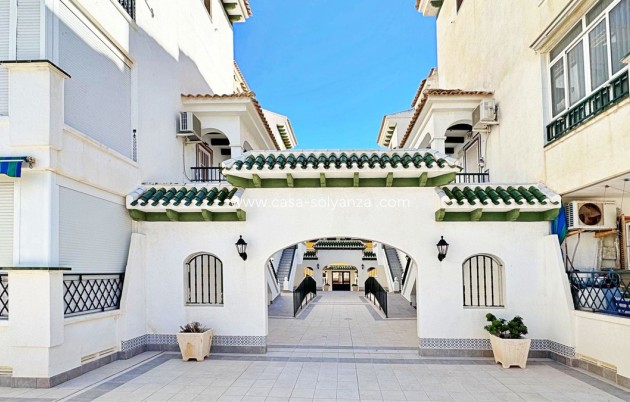Herverkoop - Appartement / flat - Torrevieja - La Mata