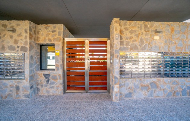 Resale - Apartment / flat - Orihuela - Punta Prima