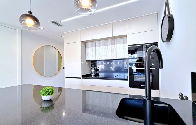 Resale - Apartment / flat - Orihuela - Punta Prima