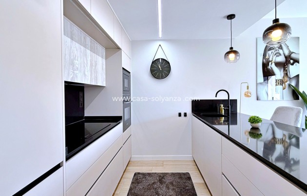 Resale - Apartment / flat - Orihuela - Punta Prima