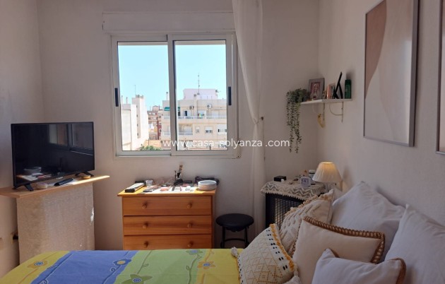 Resale - Apartment / flat - Torrevieja - Torrevieja Centro
