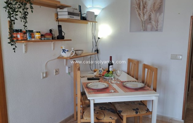 Resale - Apartment / flat - Torrevieja - Torrevieja Centro