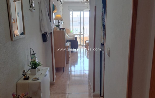 Resale - Apartment / flat - Torrevieja - Torrevieja Centro