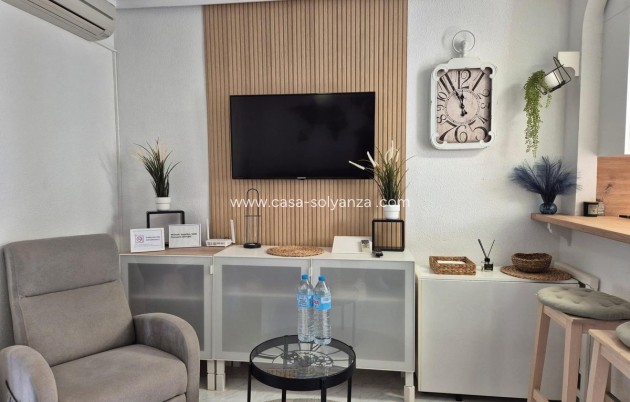 Resale - Apartment / flat - Torrevieja - La Mata