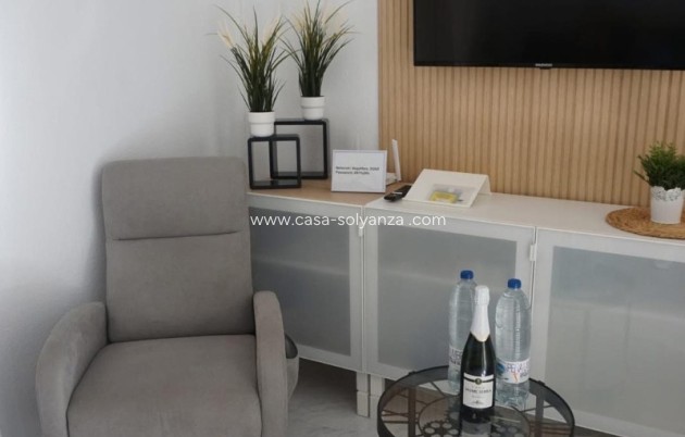 Resale - Apartment / flat - Torrevieja - La Mata