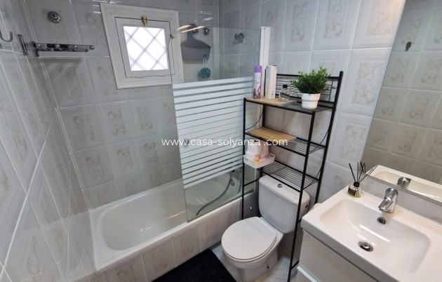 Resale - Apartment / flat - Torrevieja - La Mata