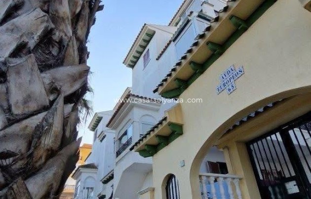 Resale - Apartment / flat - Torrevieja - La Mata
