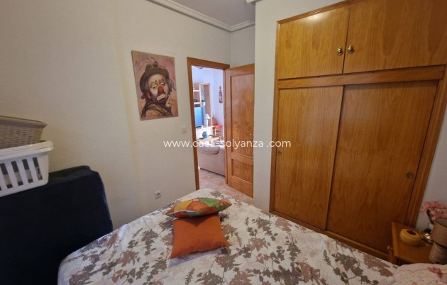 Resale - Apartment / flat - Torrevieja - Torrevieja Centro