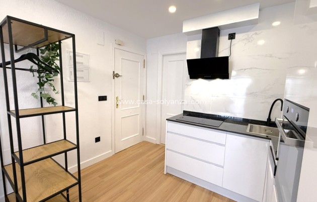 Revente - Appartement - Torrevieja - Torrevieja Centro