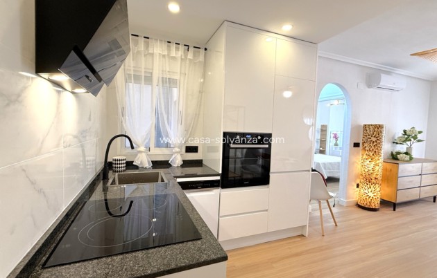 Revente - Appartement - Torrevieja - Torrevieja Centro