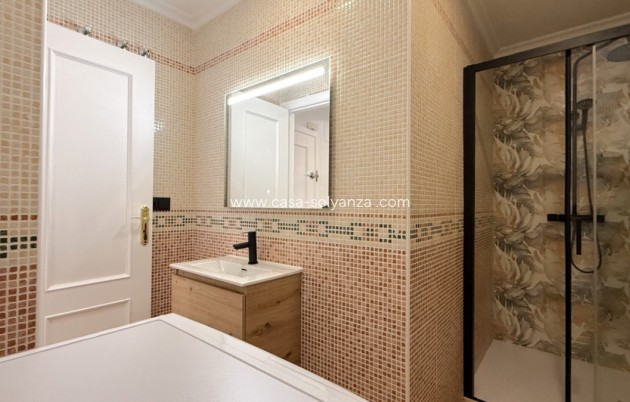Revente - Appartement - Torrevieja - Torrevieja Centro