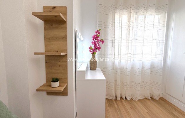 Revente - Appartement - Torrevieja - Torrevieja Centro