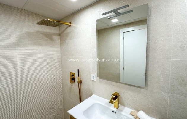 Reventa - Apartamento / piso - Torrevieja - Torrevieja Centro