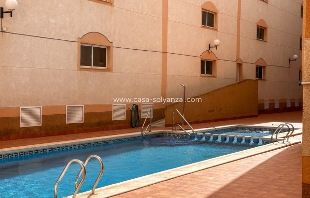 Revente - Appartement - Torrevieja - Torrevieja Centro