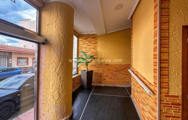 Revente - Appartement - Torrevieja - Torrevieja Centro