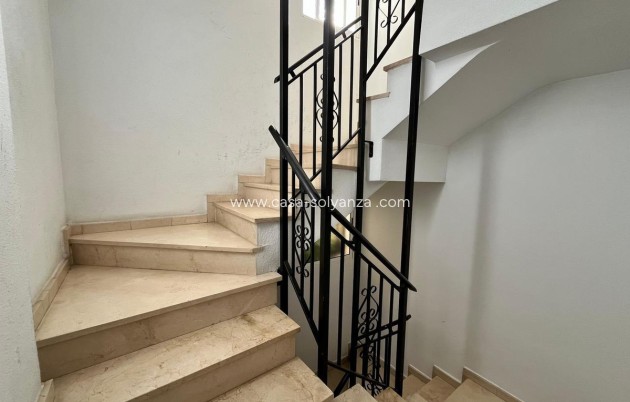 Reventa - Apartamento / piso - Torrevieja - Torrevieja Centro