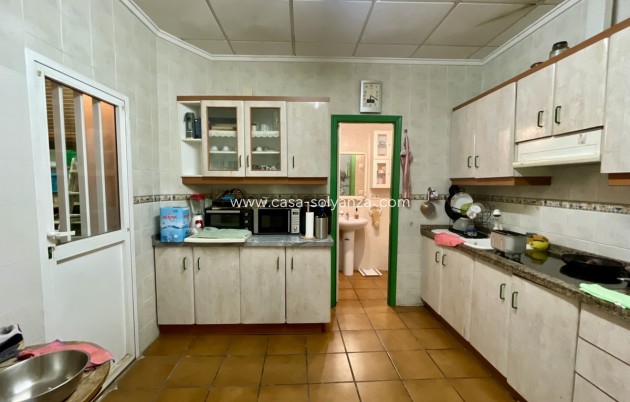Resale - Apartment / flat - Torrevieja - Torrevieja Centro