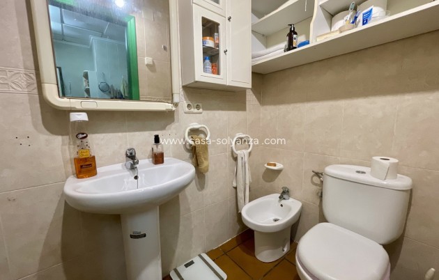 Resale - Apartment / flat - Torrevieja - Torrevieja Centro