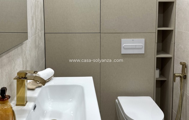 Herverkoop - Appartement / flat - Torrevieja - Torrevieja Centro