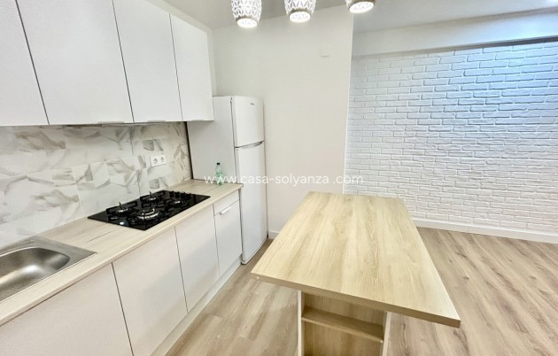 Revente - Appartement - Torrevieja - Torrevieja Centro