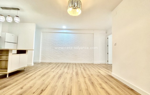 Revente - Appartement - Torrevieja - Torrevieja Centro