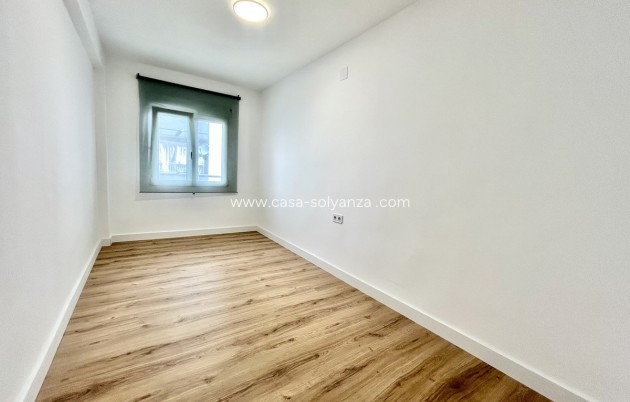 Revente - Appartement - Torrevieja - Torrevieja Centro