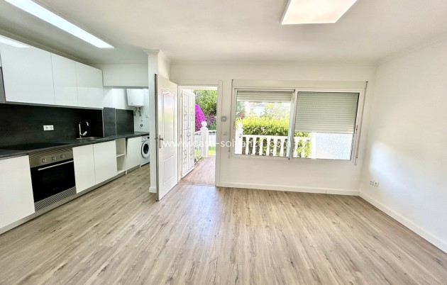 Resale - Apartment / flat - Orihuela - Villamartin