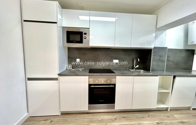 Resale - Apartment / flat - Orihuela - Villamartin