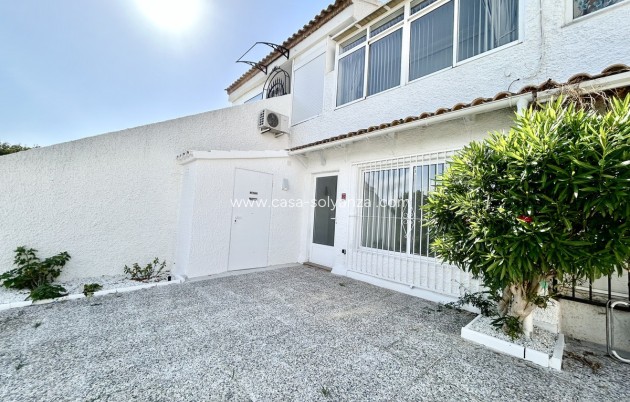 Resale - Apartment / flat - Orihuela - Villamartin