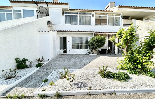 Resale - Apartment / flat - Orihuela - Villamartin